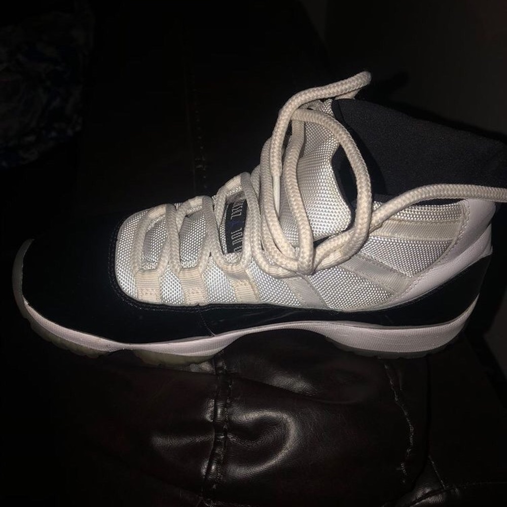 jordan 11 concord size 7.5